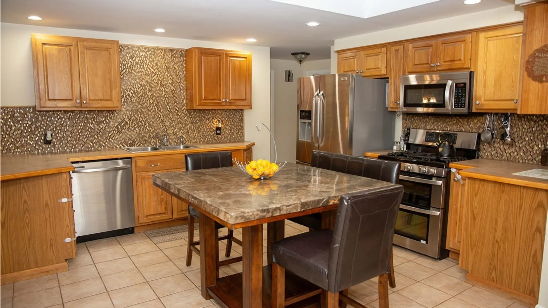 Property at 25 Karen Lane, Cheektowaga, NY 14043 4