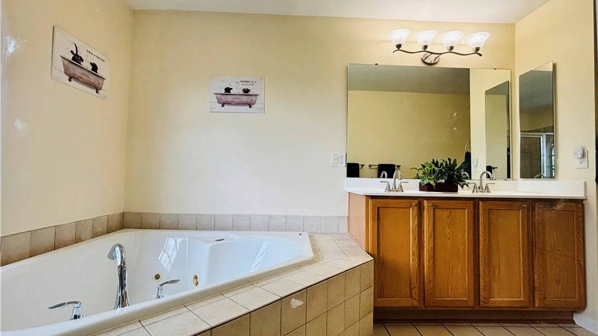 Property at 5489 Bingley Lane, Clay, NY 13041 36