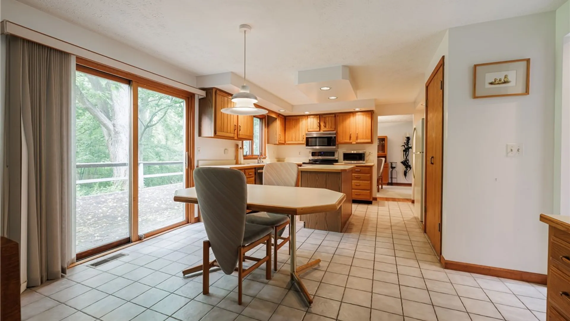 Property at 37 Freshfield, Perinton, NY 14450 15