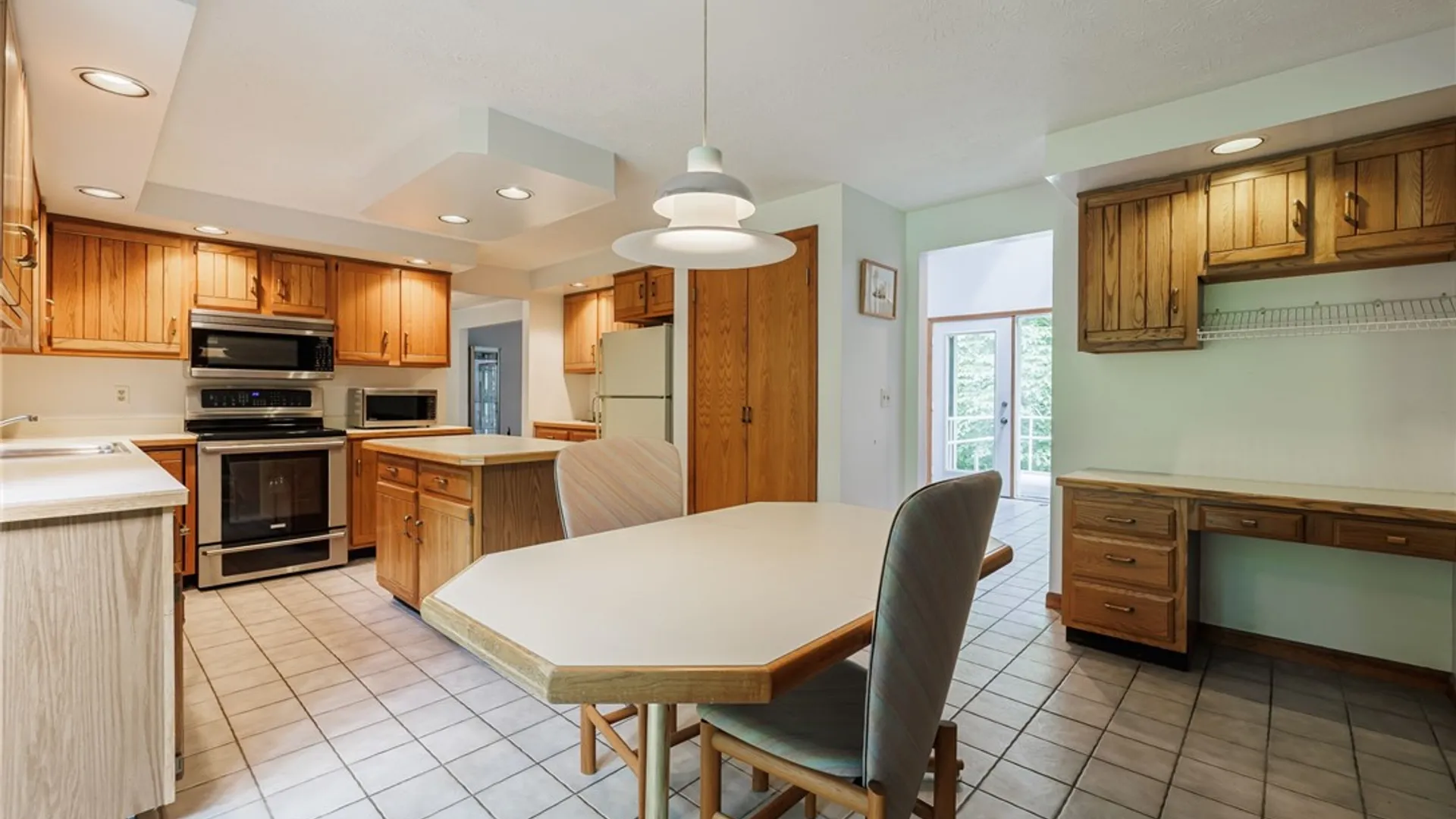 Property at 37 Freshfield, Perinton, NY 14450 16