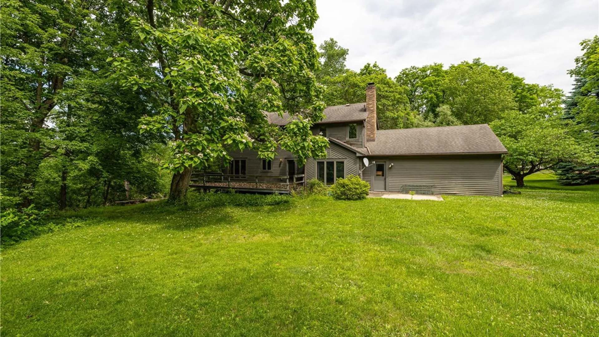 Property at 37 Freshfield, Perinton, NY 14450 39