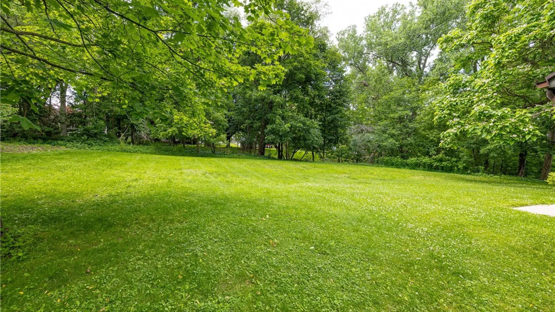 Property at 37 Freshfield, Perinton, NY 14450 40