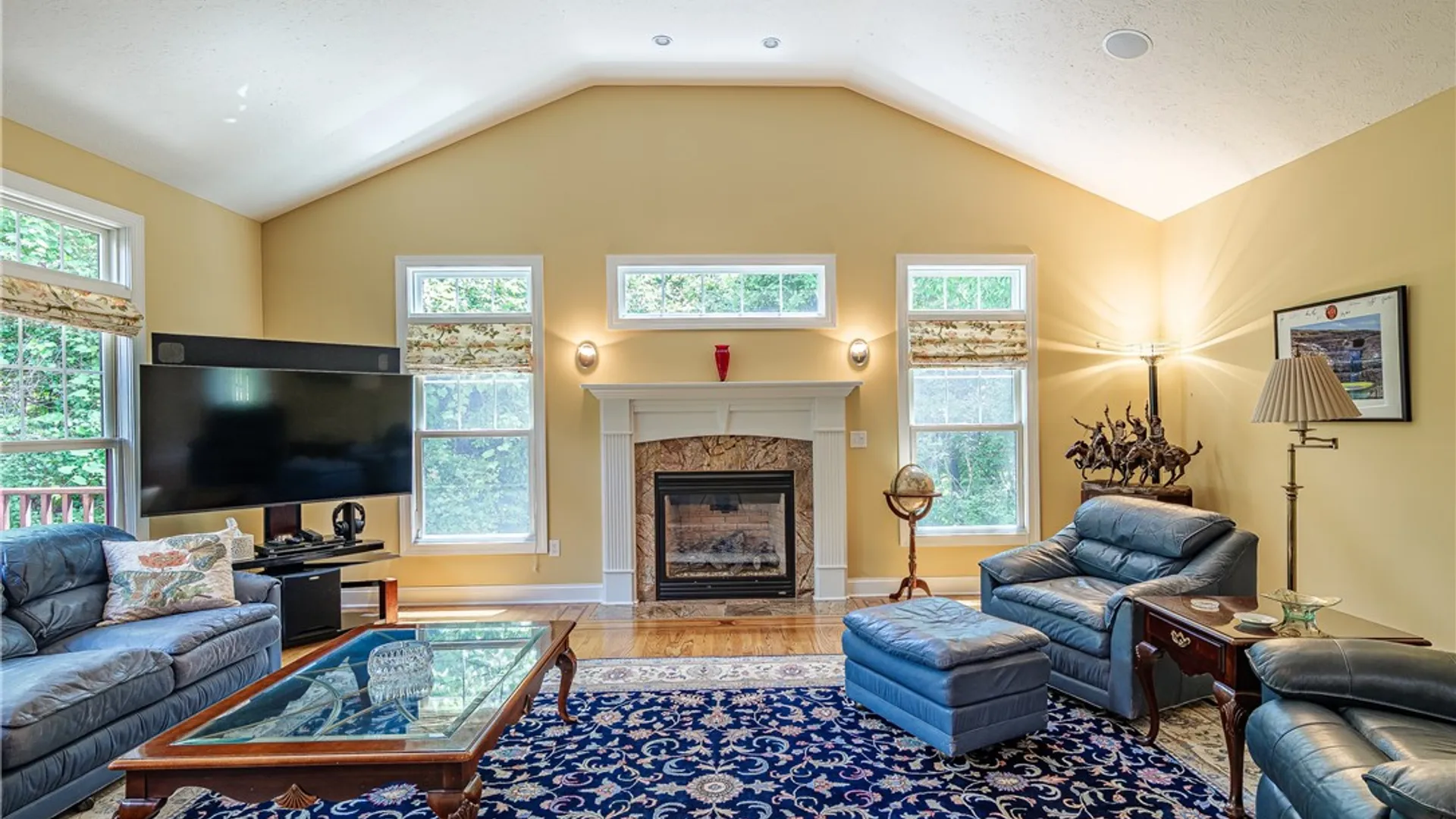 Property at 23 Timber Glen, Penfield, NY 14526 17