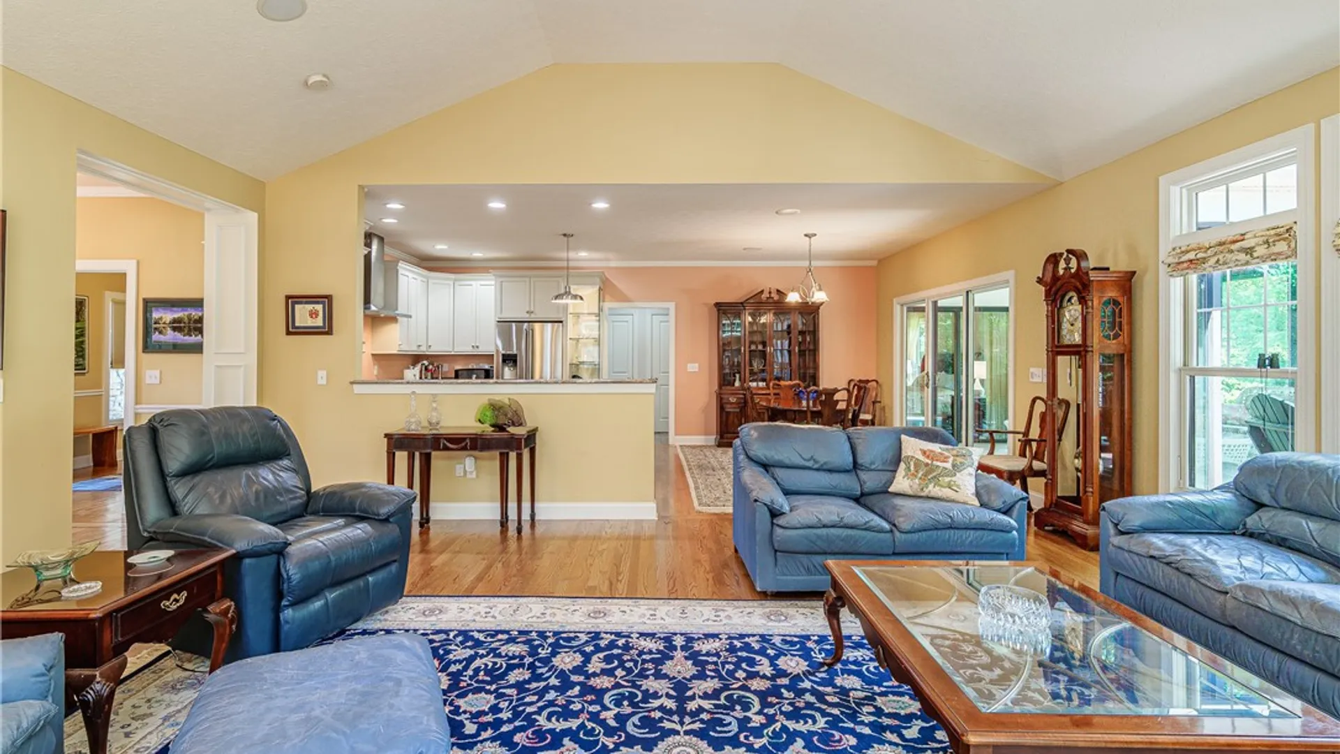 Property at 23 Timber Glen, Penfield, NY 14526 20
