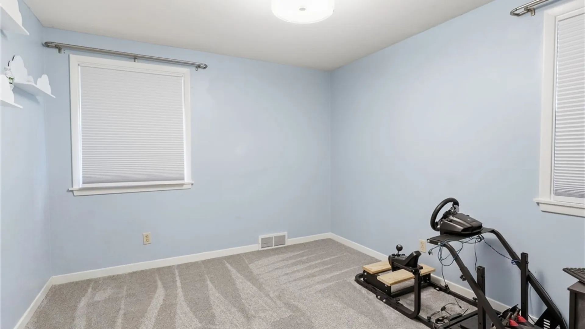 Property at 16 Paramount Parkway, Tonawanda, NY 14223 20