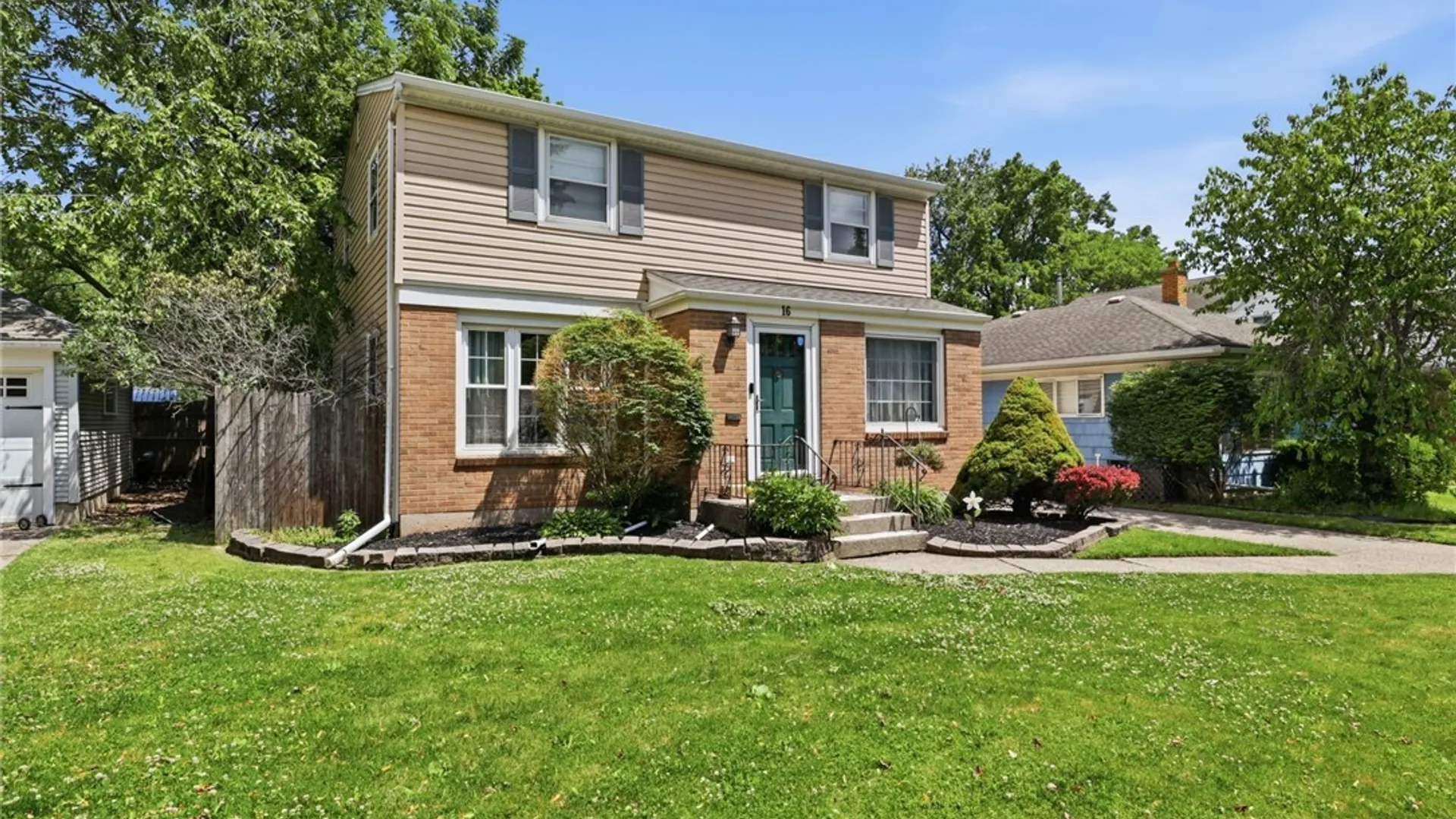Property at 16 Paramount Parkway, Tonawanda, NY 14223 3
