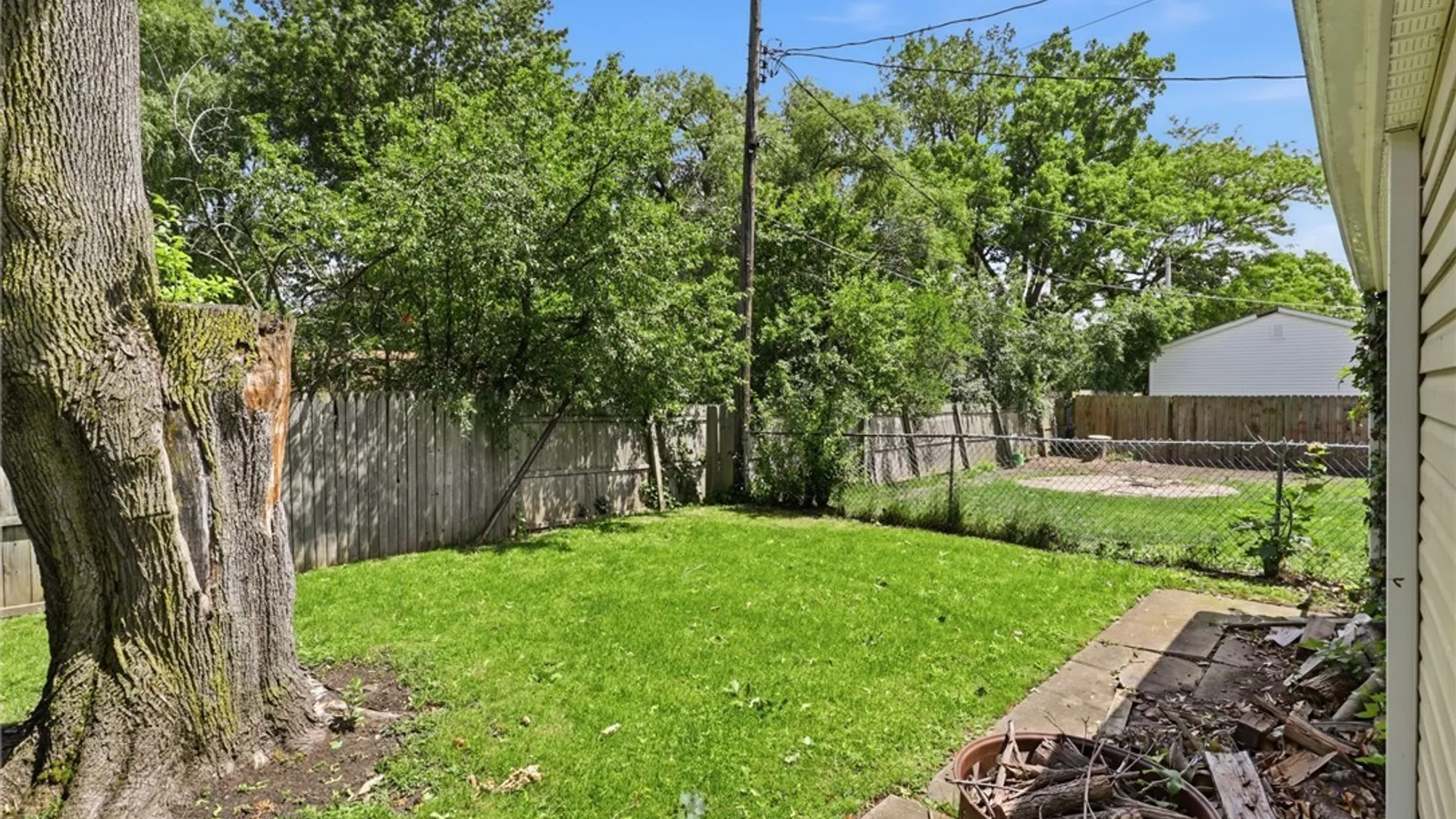 Property at 16 Paramount Parkway, Tonawanda, NY 14223 33