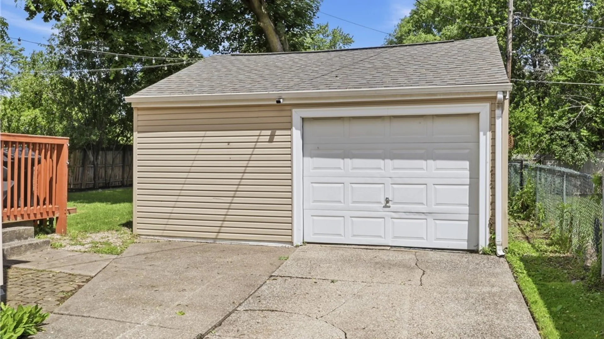 Property at 16 Paramount Parkway, Tonawanda, NY 14223 34