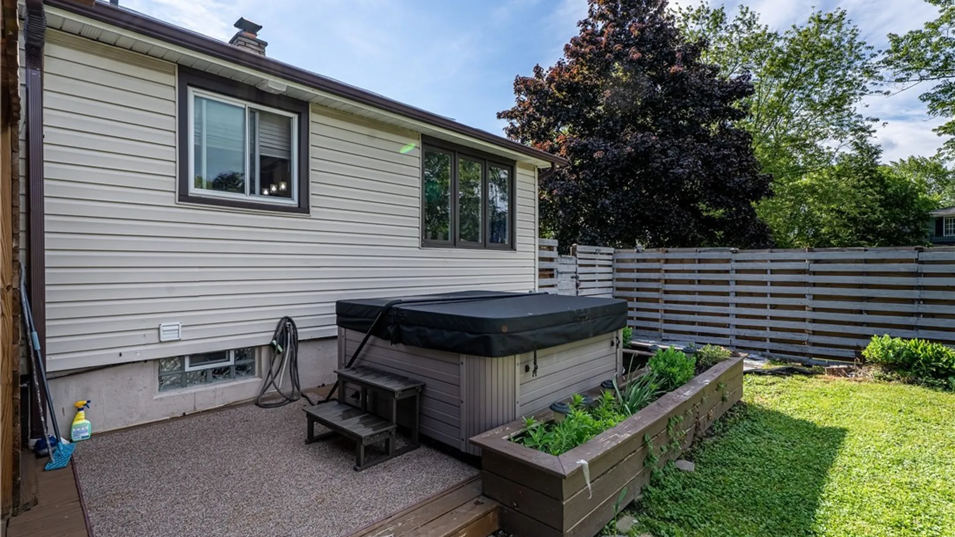 Property at 12 Honorine Drive, Cheektowaga, NY 14043 43