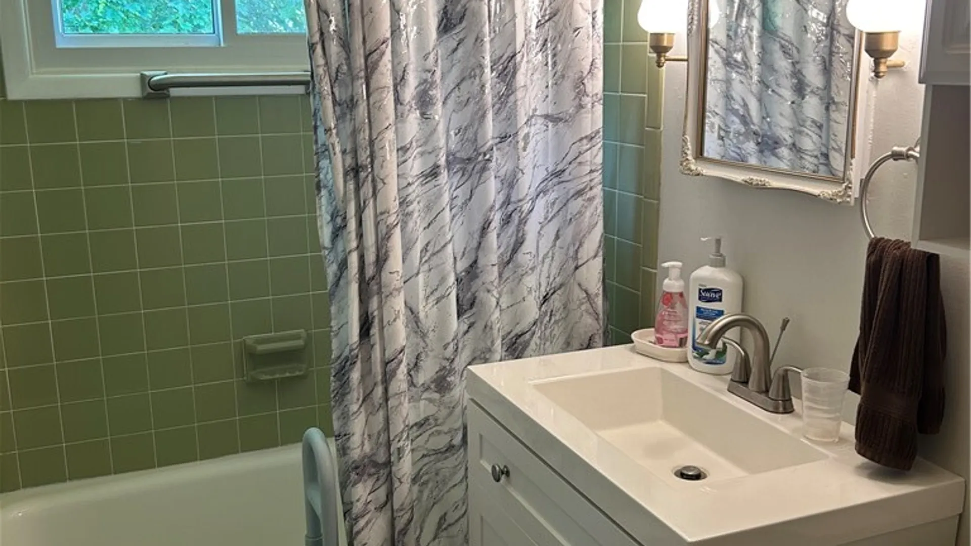 Property at 225 N Park Drive, Greece, NY 14612 12