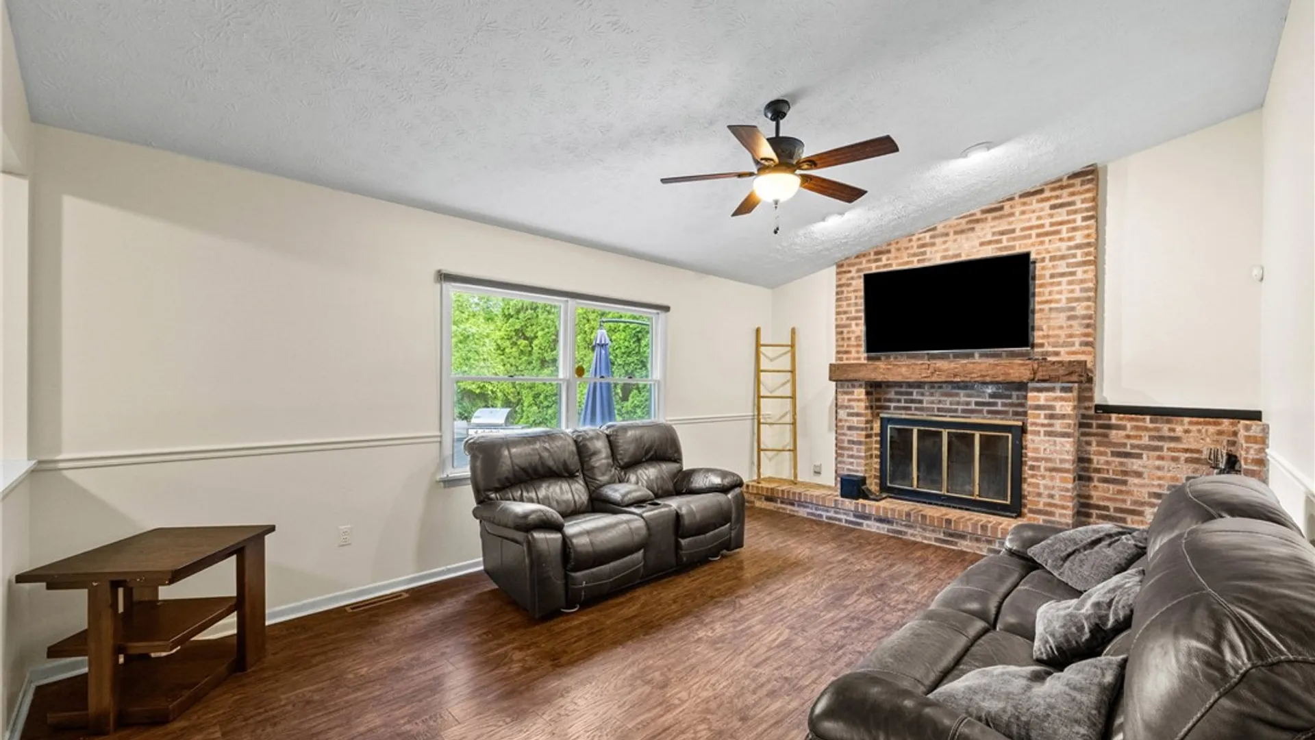 Property at 91 Guinevere Drive, Greece, NY 14626 8