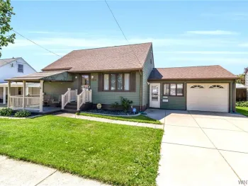 Property at 122 Currier Ave, Cheektowaga, NY 14212