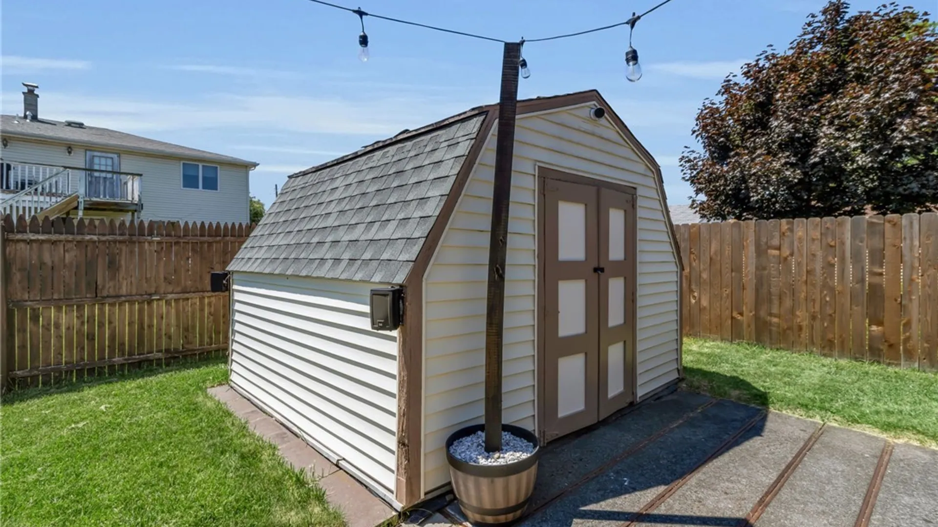 Property at 122 Currier Ave, Cheektowaga, NY 14212 41