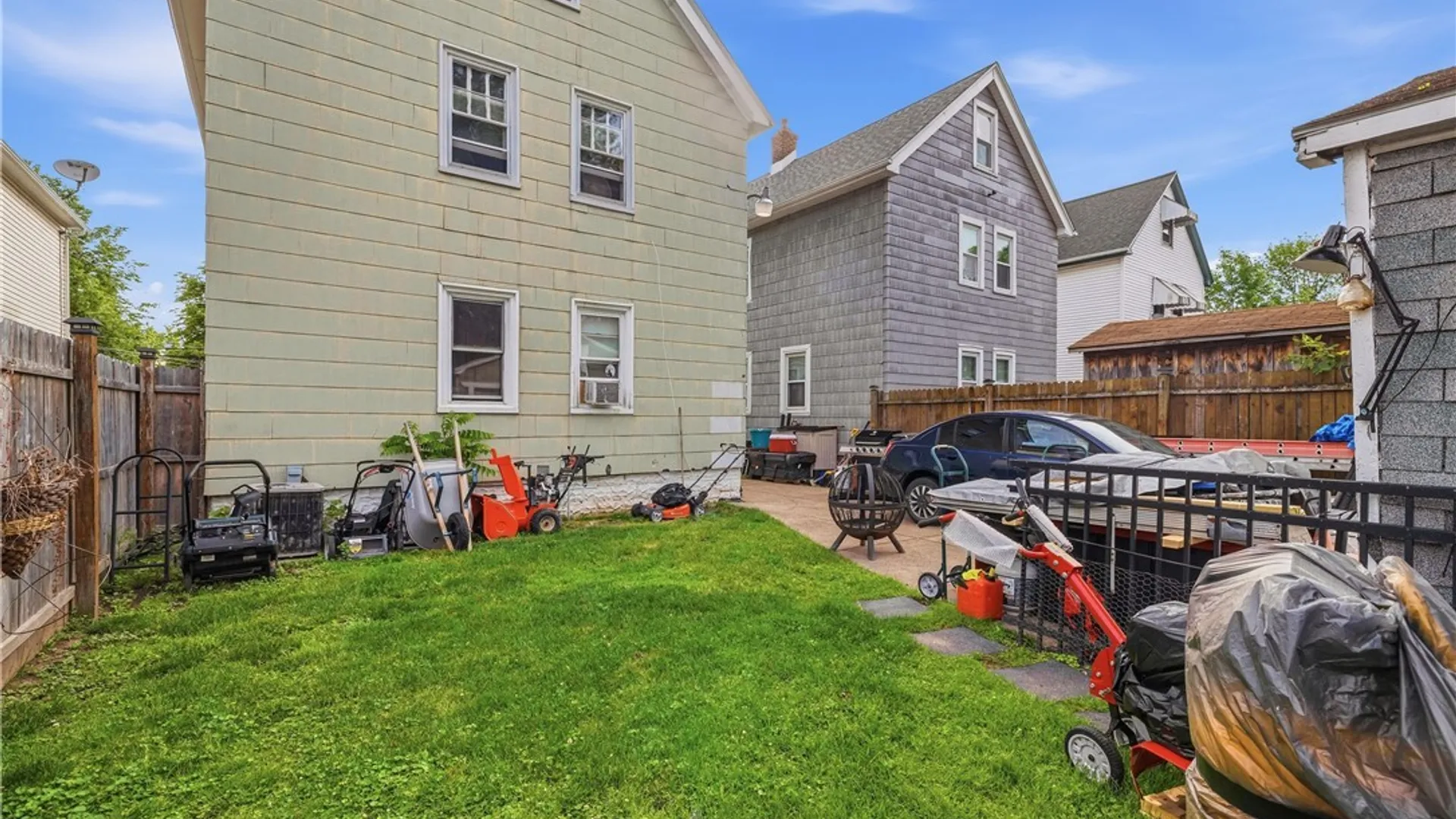 Property at 282 Newfield Street, Buffalo, NY 14207 4