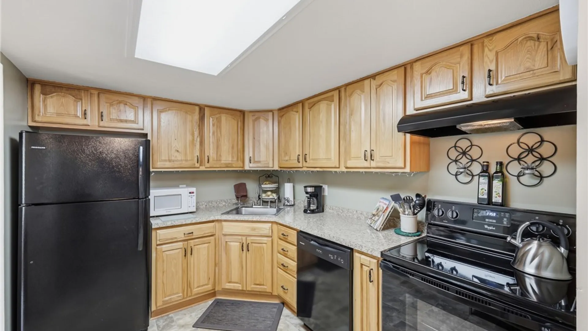 Property at 40-7 Carriage Drive, Orchard Park, NY 14127 13