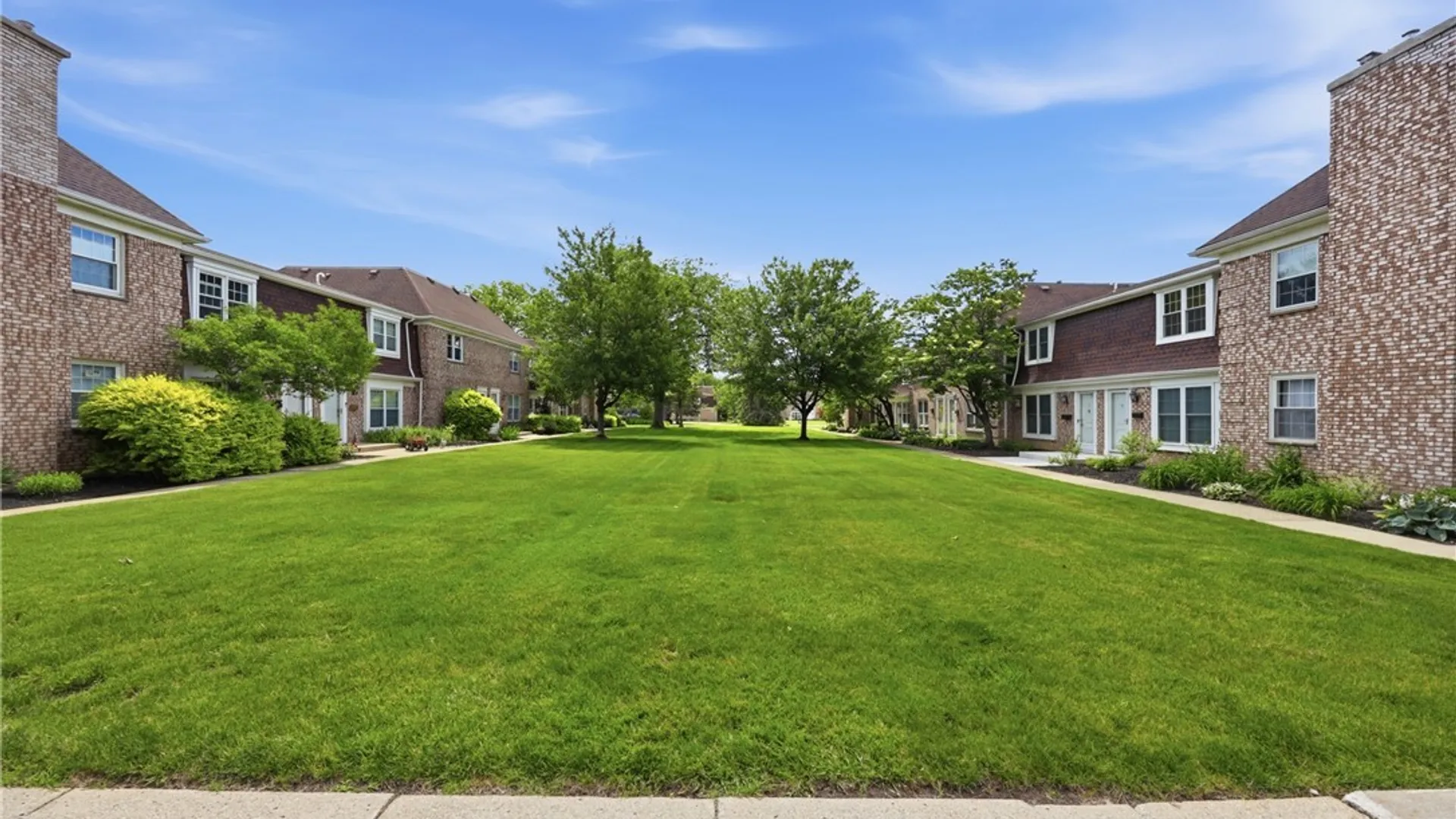 Property at 40-7 Carriage Drive, Orchard Park, NY 14127 4