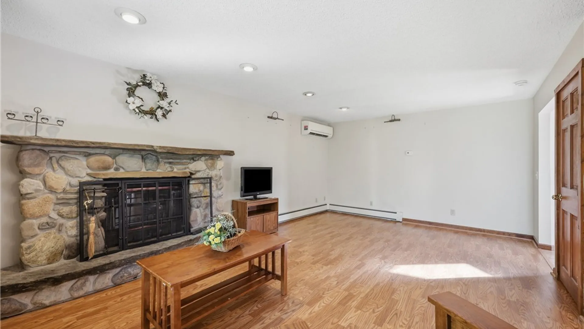 Property at 291 Westwood Road, Lancaster, NY 14086 9