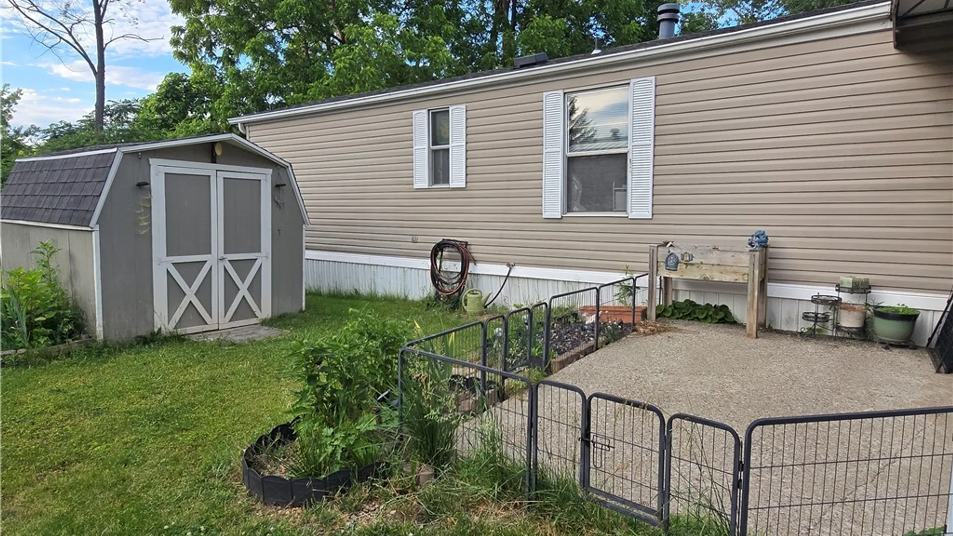 Property at 3880 Lockport Olcott, Lockport Town, NY 14094 2