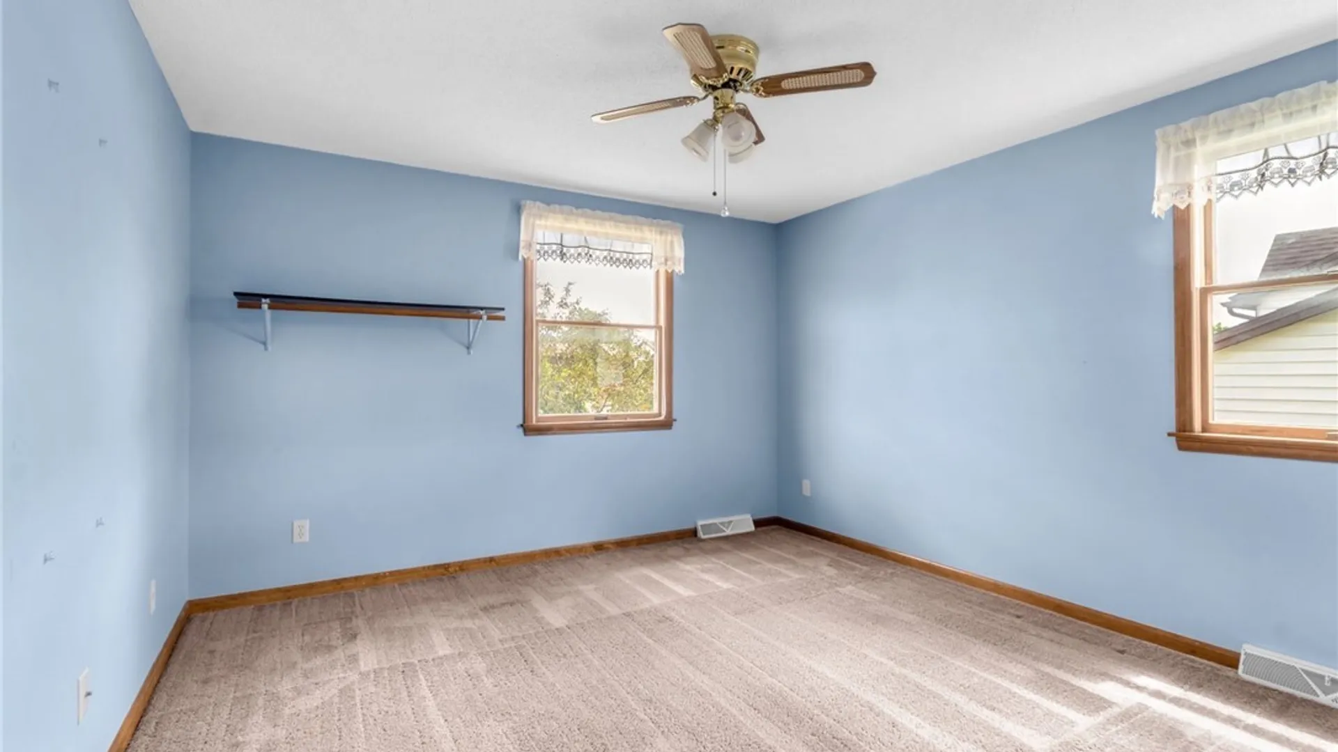 Property at 273 Patton Place, Amherst, NY 14221 32