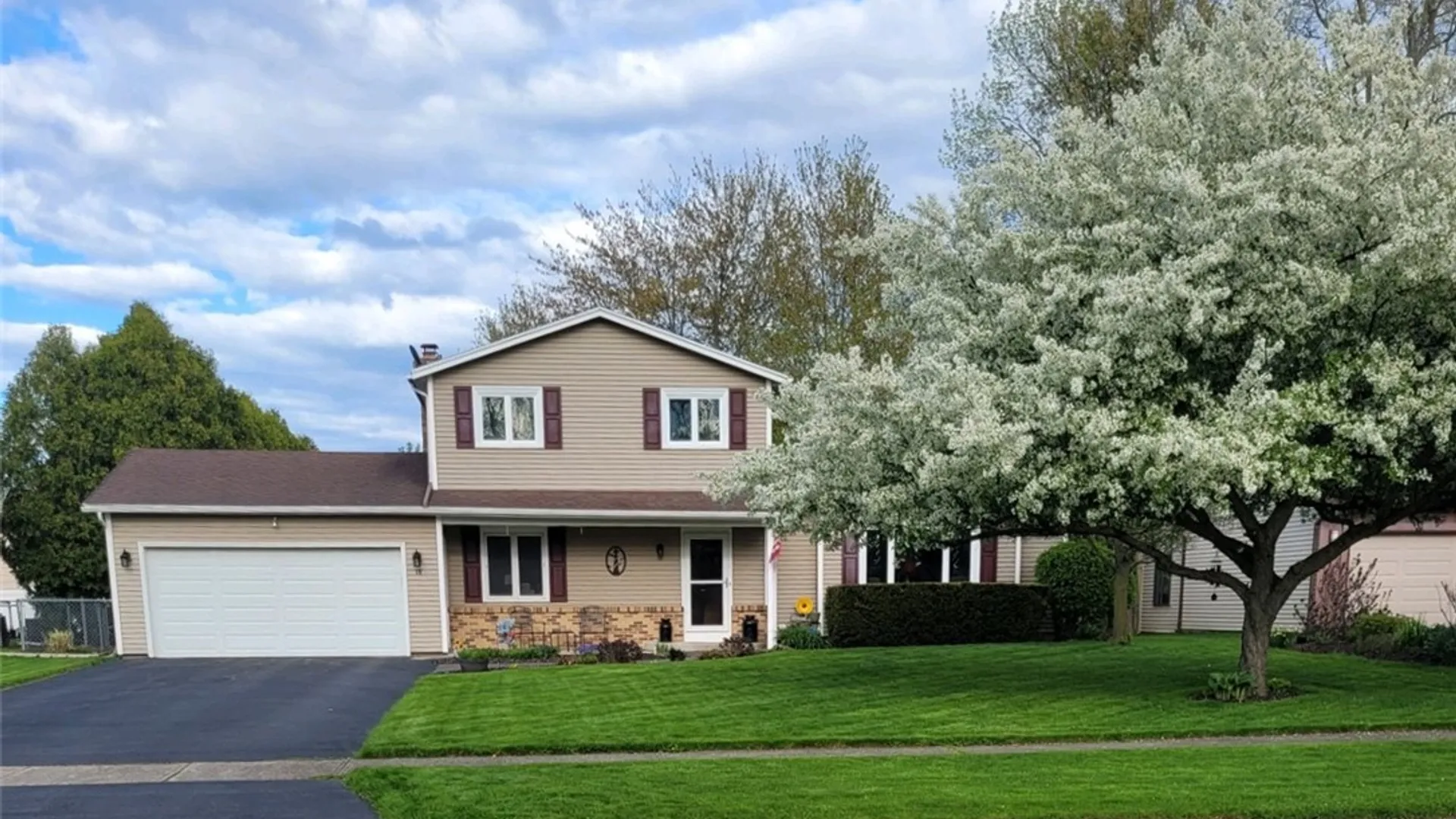 Property at 18 Mathew Lane, Greece, NY 14626 36
