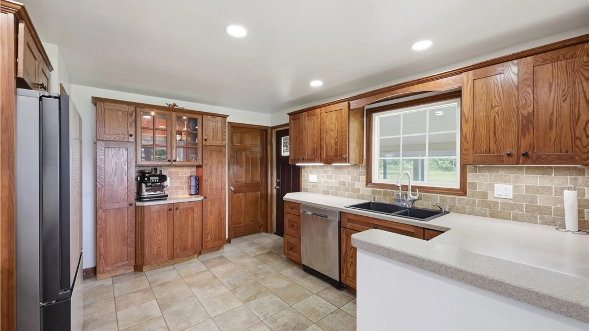 Property at 777 Alt Boulevard, Grand Island, NY 14072 18