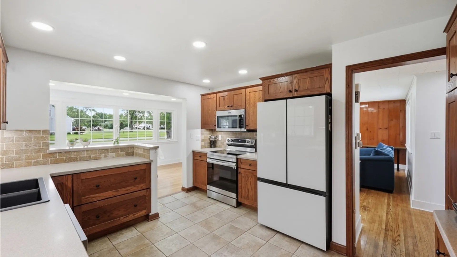 Property at 777 Alt Boulevard, Grand Island, NY 14072 20