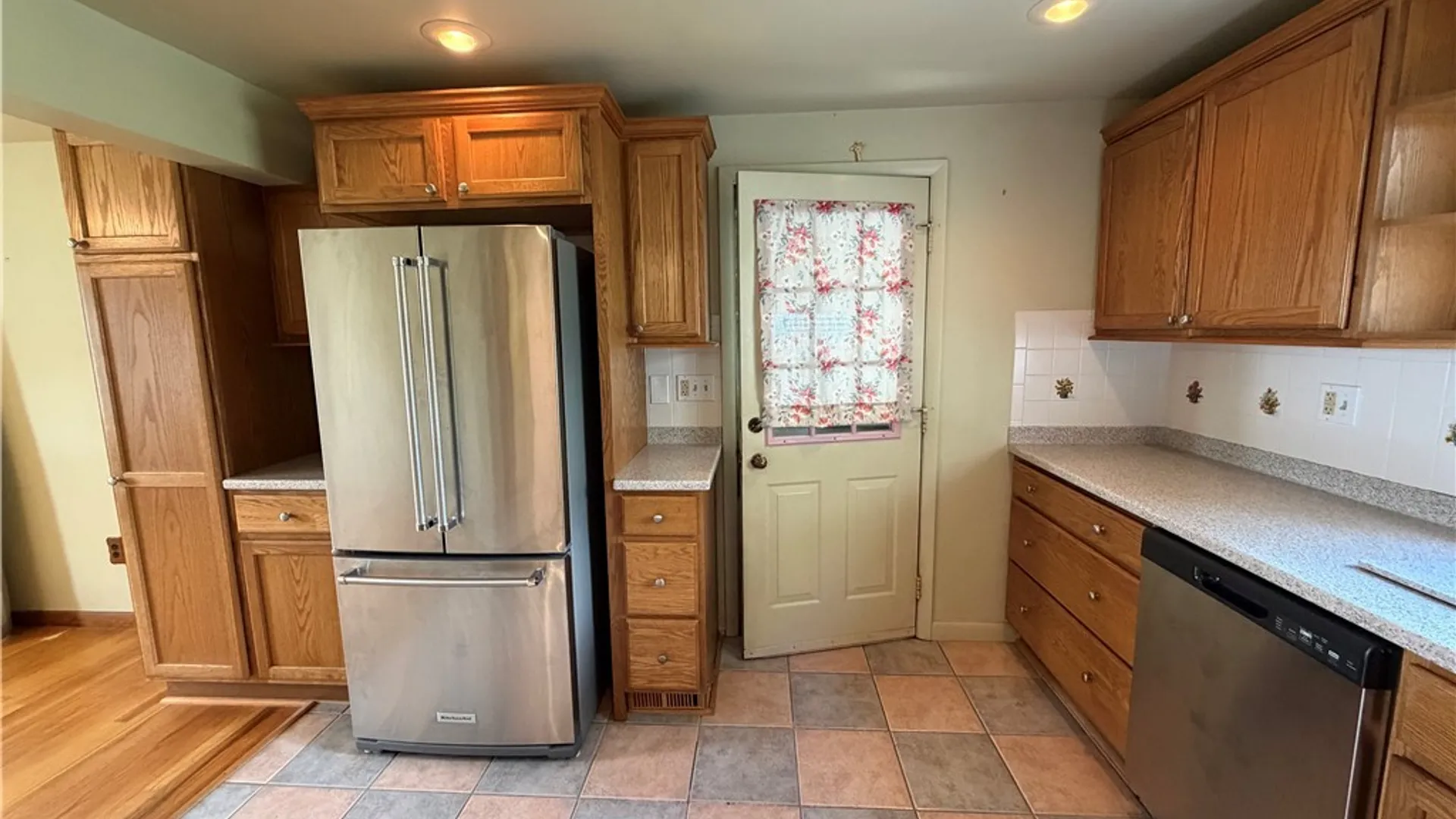 Property at 108 Castle Rd, Clay, NY 13212 12