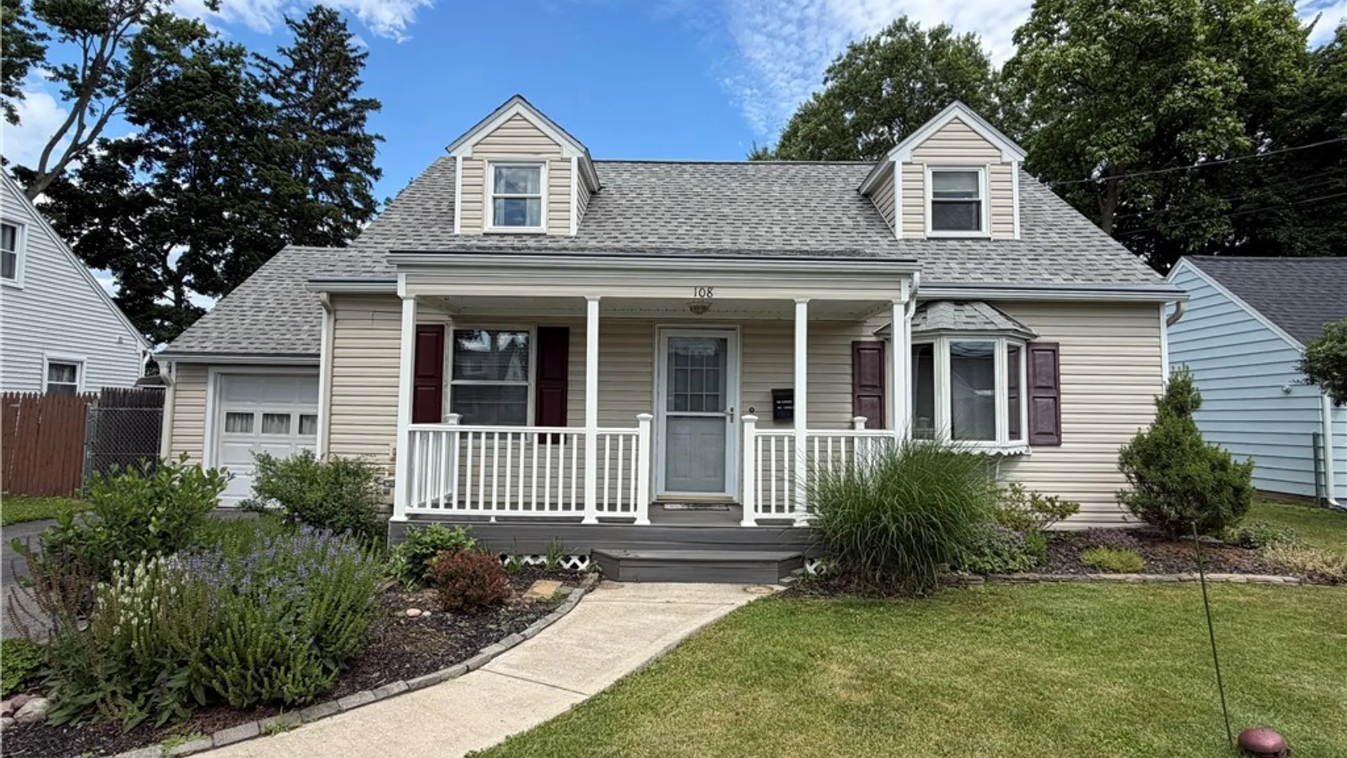 Property at 108 Castle Rd, Clay, NY 13212 2