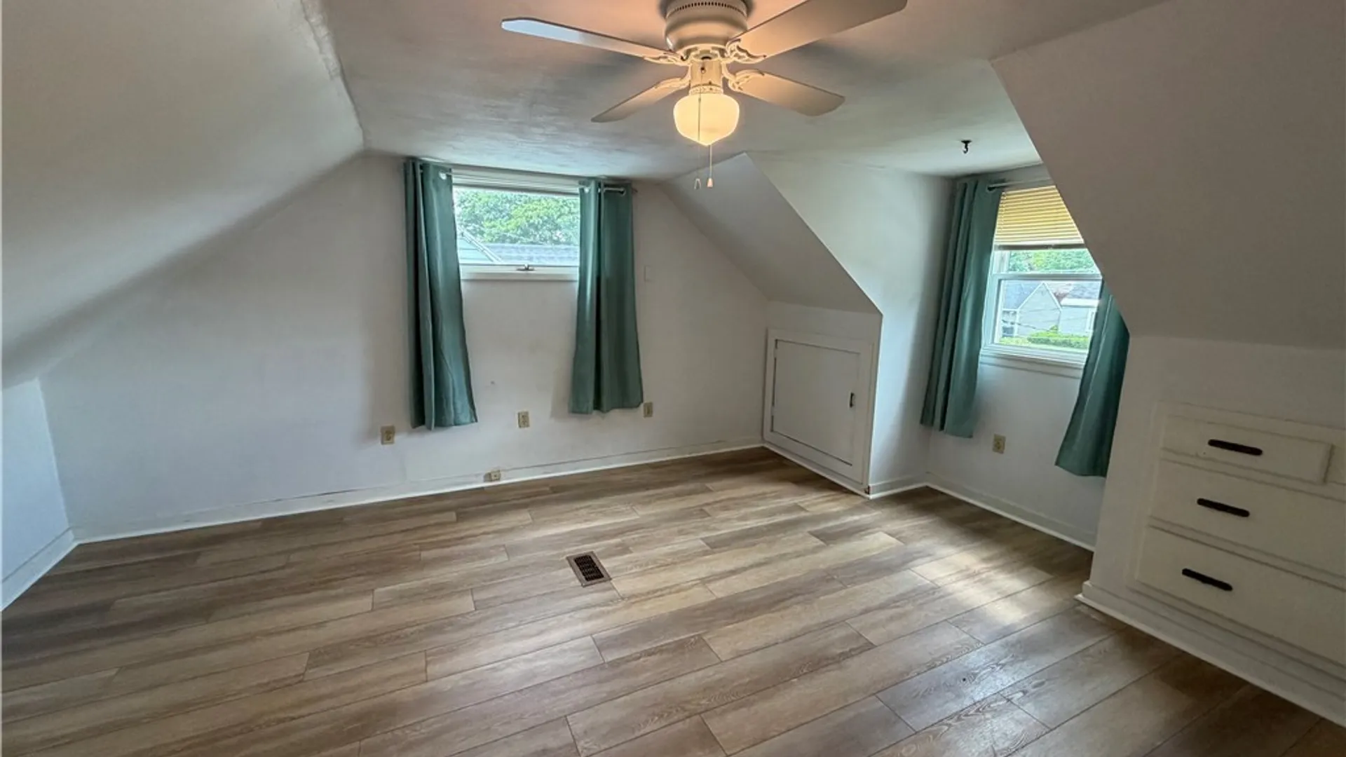 Property at 108 Castle Rd, Clay, NY 13212 24