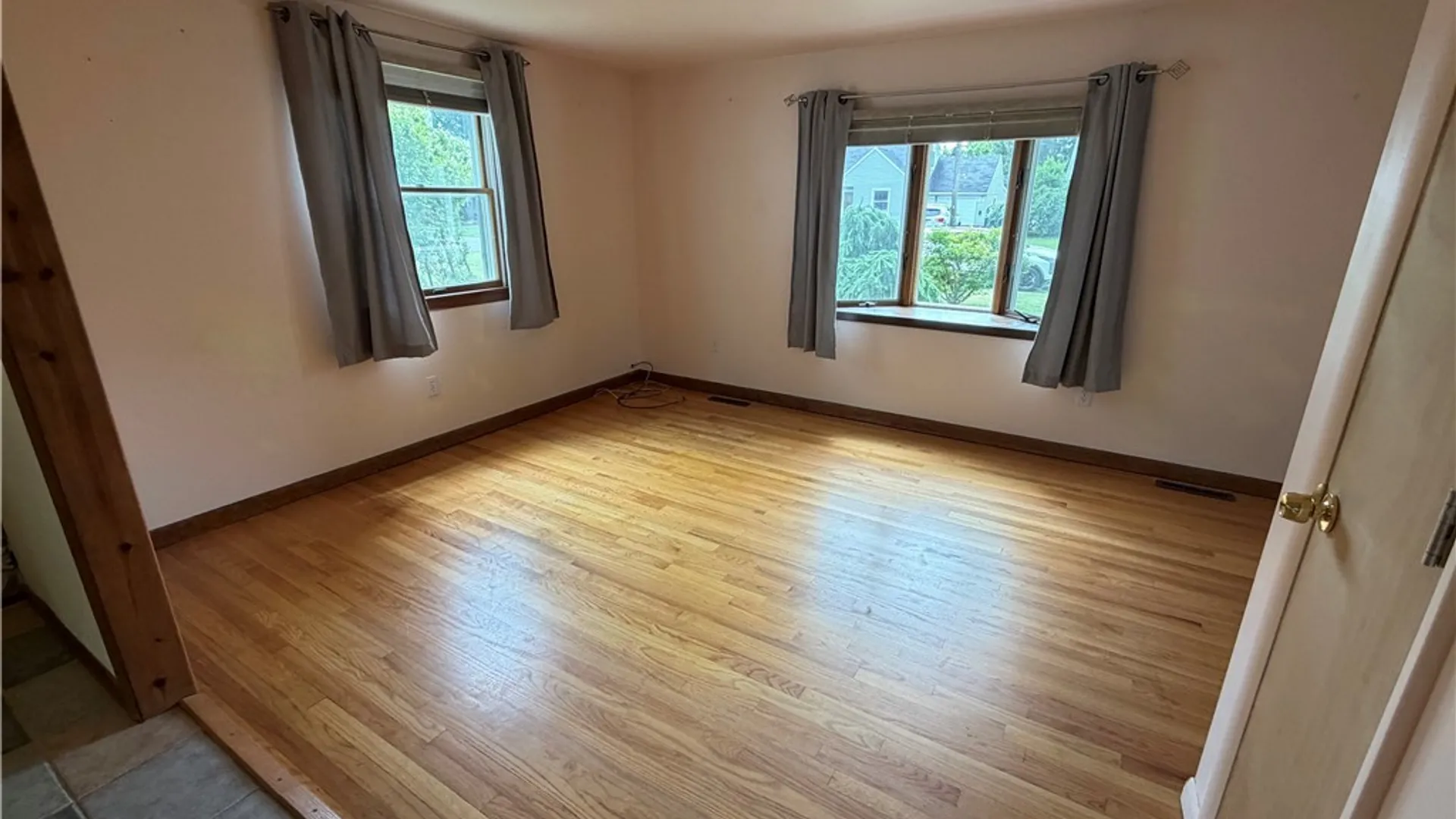 Property at 108 Castle Rd, Clay, NY 13212 6
