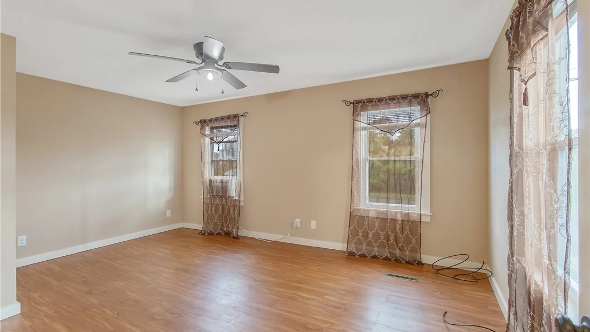 Property at 224 E 1st Street, DeWitt, NY 13057 15