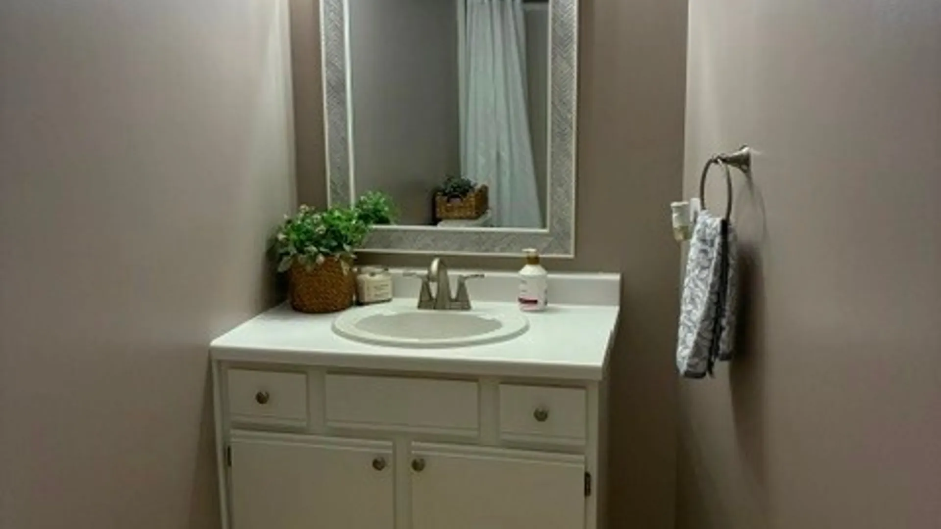 Property at 9B Sunmist, Amherst, NY 14228 21