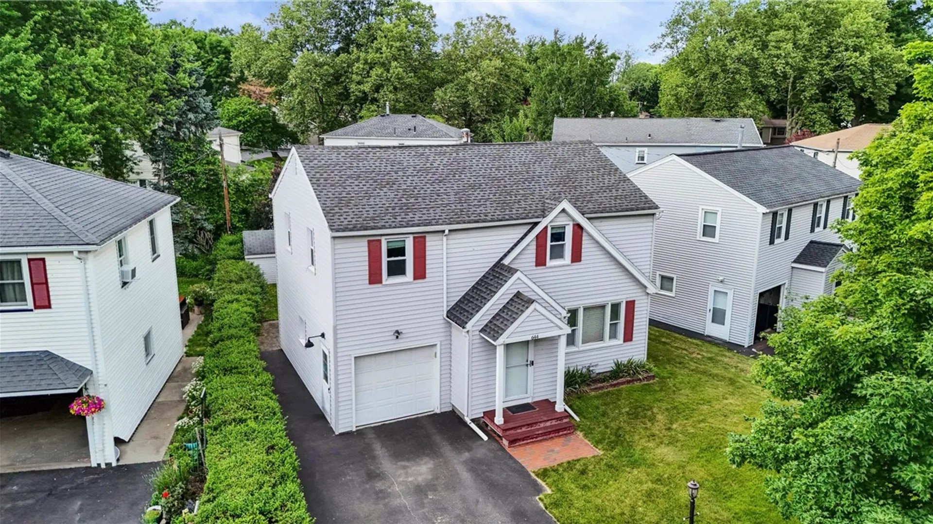 Property at 644 Tarrington Road, Irondequoit, NY 14609 34