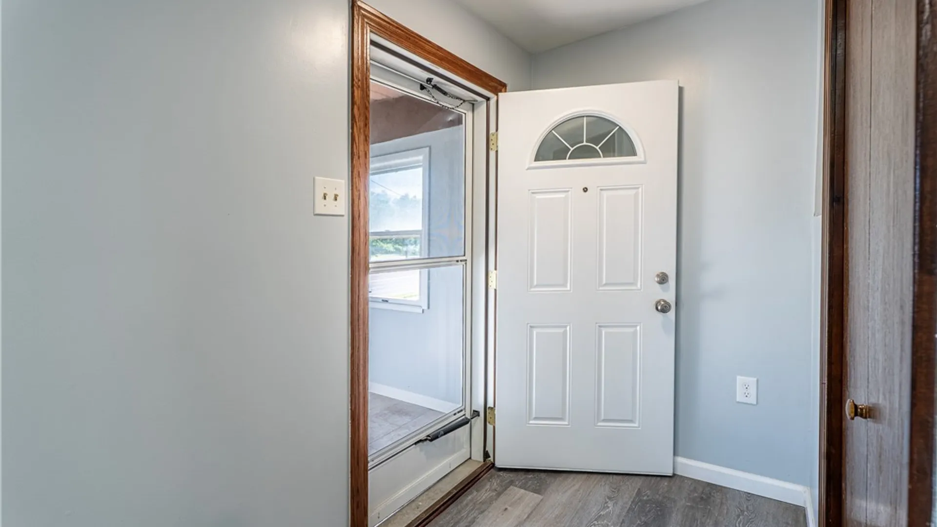 Property at 3659 Genesee Street, Cheektowaga, NY 14225 13