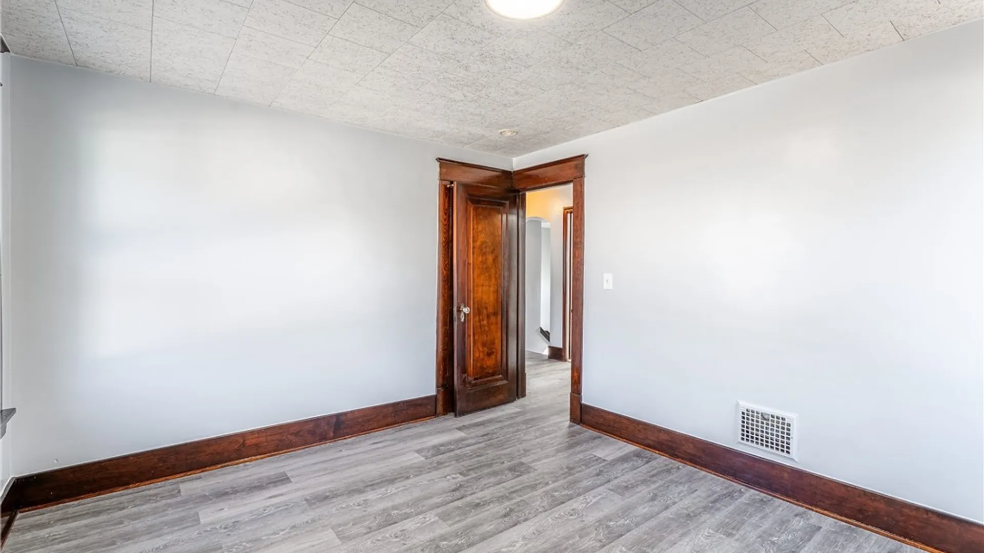 Property at 3659 Genesee Street, Cheektowaga, NY 14225 29