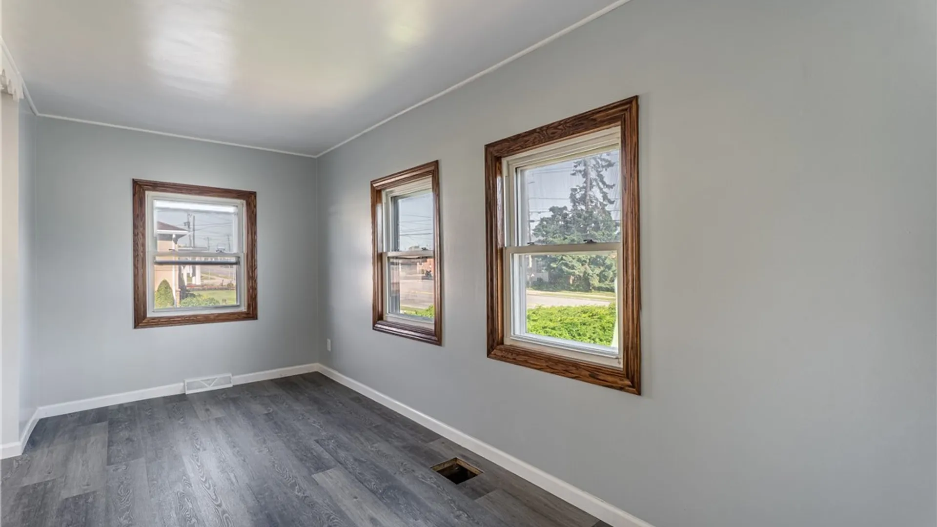Property at 3659 Genesee Street, Cheektowaga, NY 14225 30