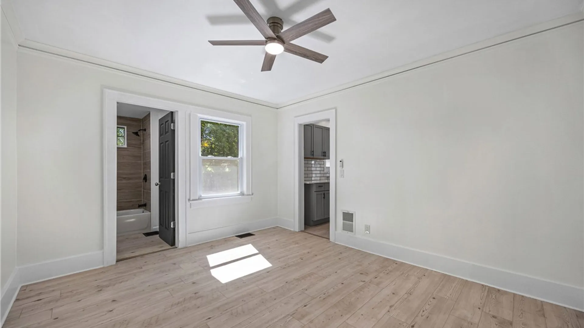 Property at 20 Kron Street, Rochester, NY 14619 9