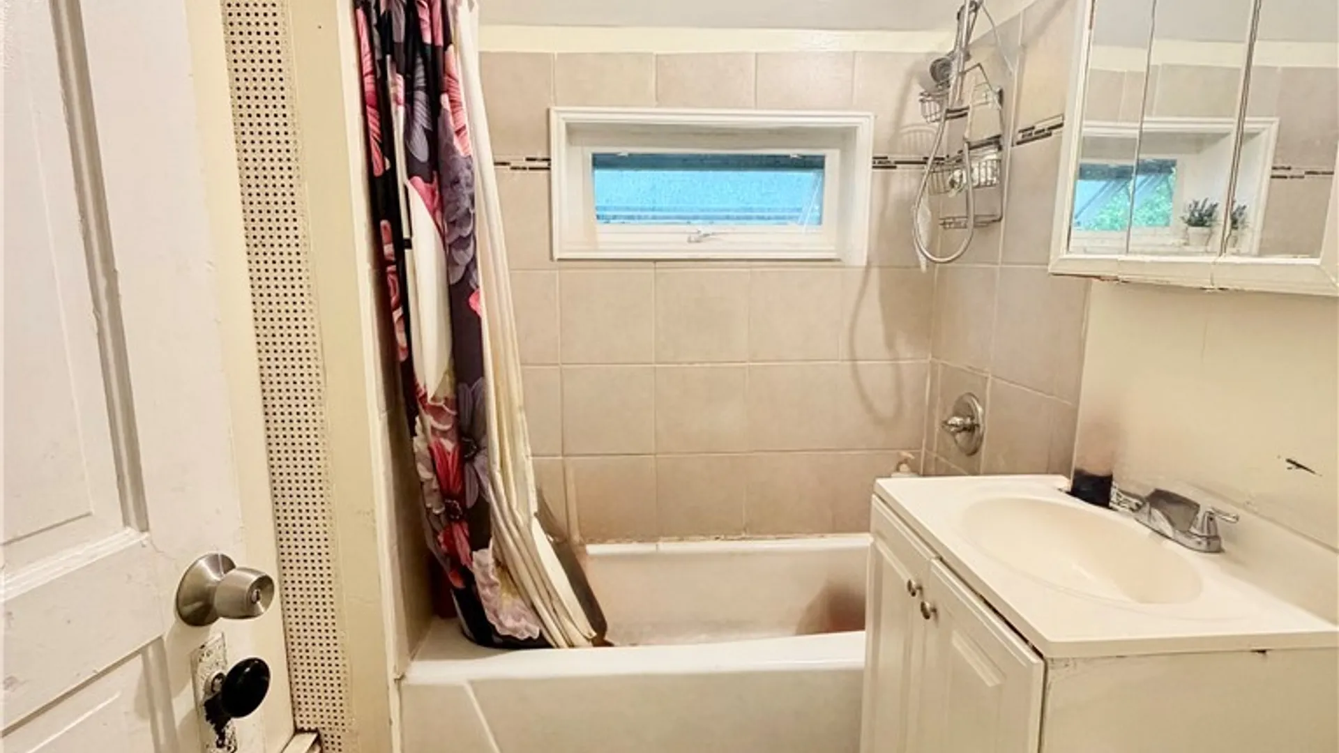 Property at 96 Saint Joseph Avenue, Buffalo, NY 14211 39