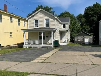 139 W Schuyler Street, Oswego, NY 13126