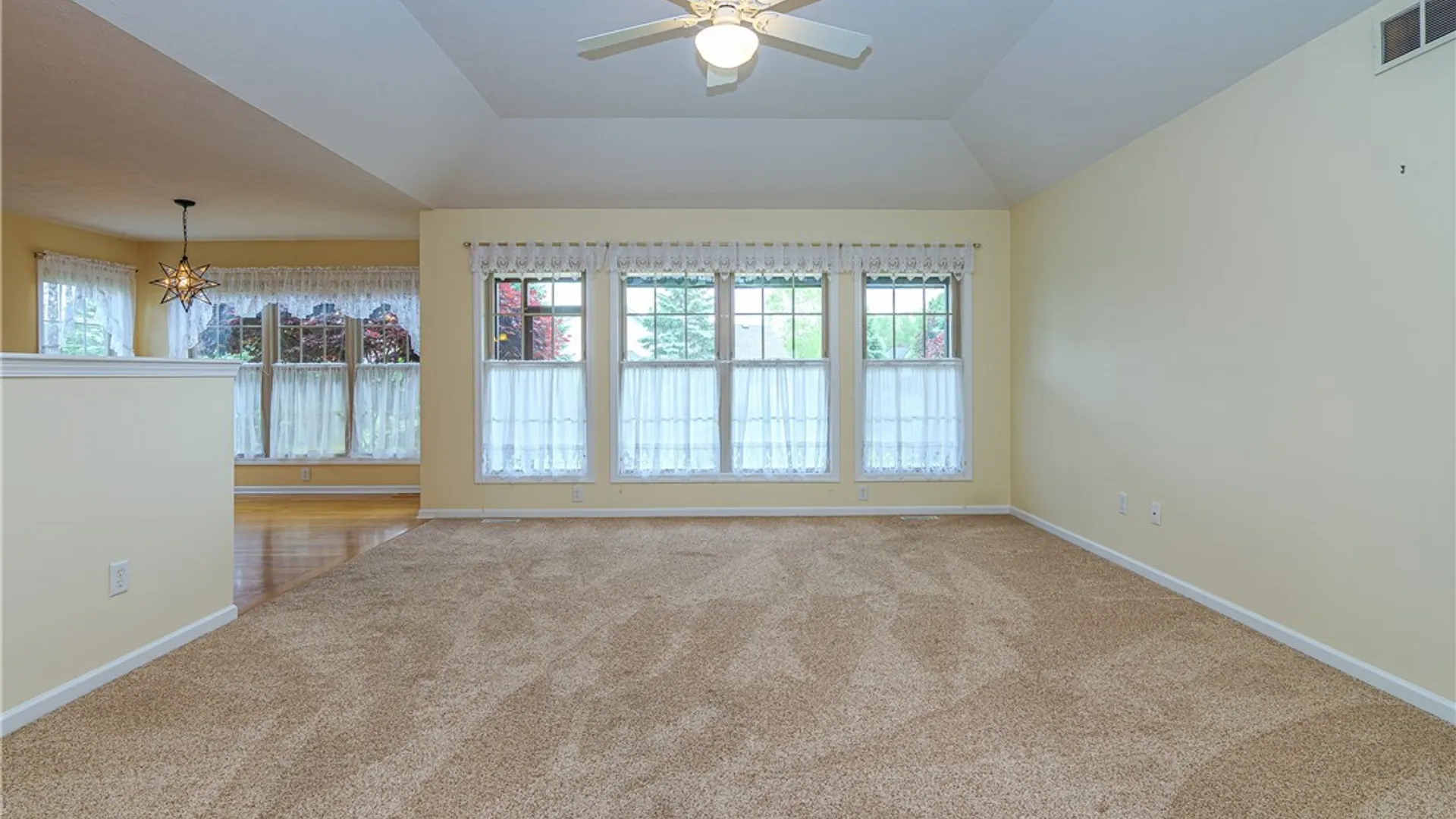 Property at 1132 Twin Leaf, Webster, NY 14580 12