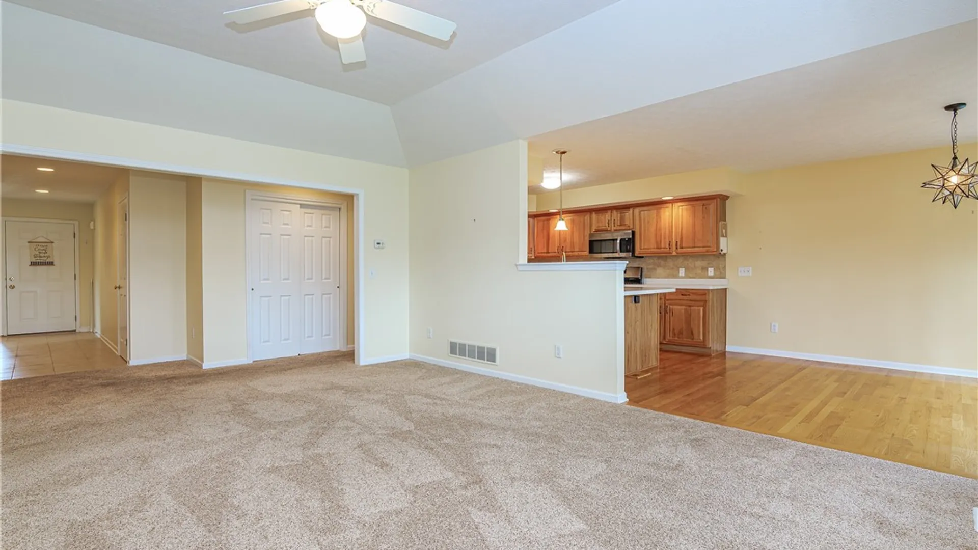 Property at 1132 Twin Leaf, Webster, NY 14580 14
