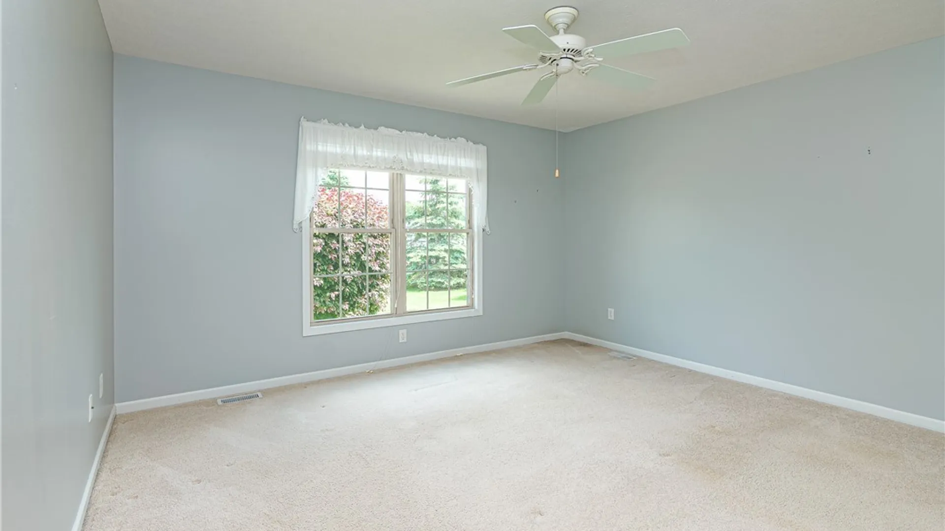 Property at 1132 Twin Leaf, Webster, NY 14580 30
