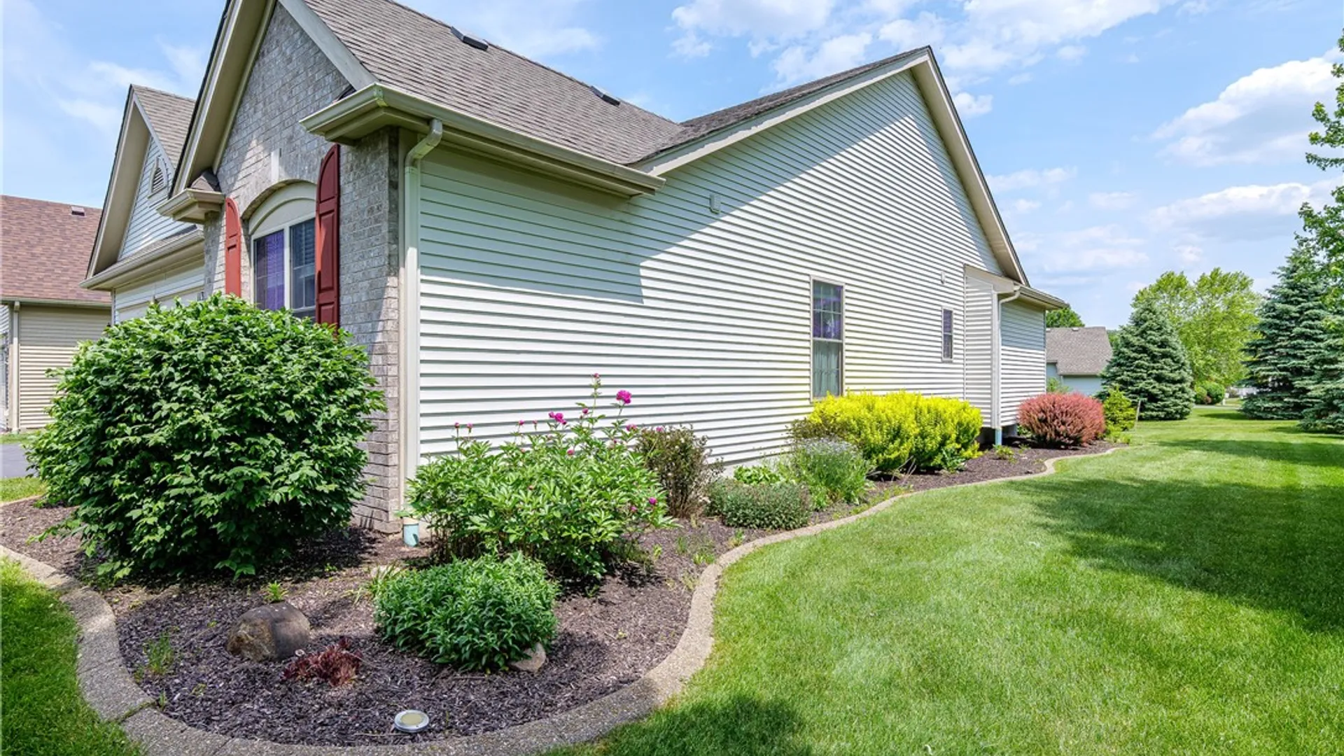 Property at 1132 Twin Leaf, Webster, NY 14580 45