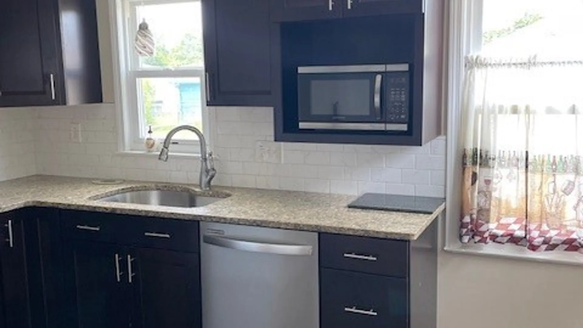 Property at 18 Kofler Avenue, Buffalo, NY 14207 5