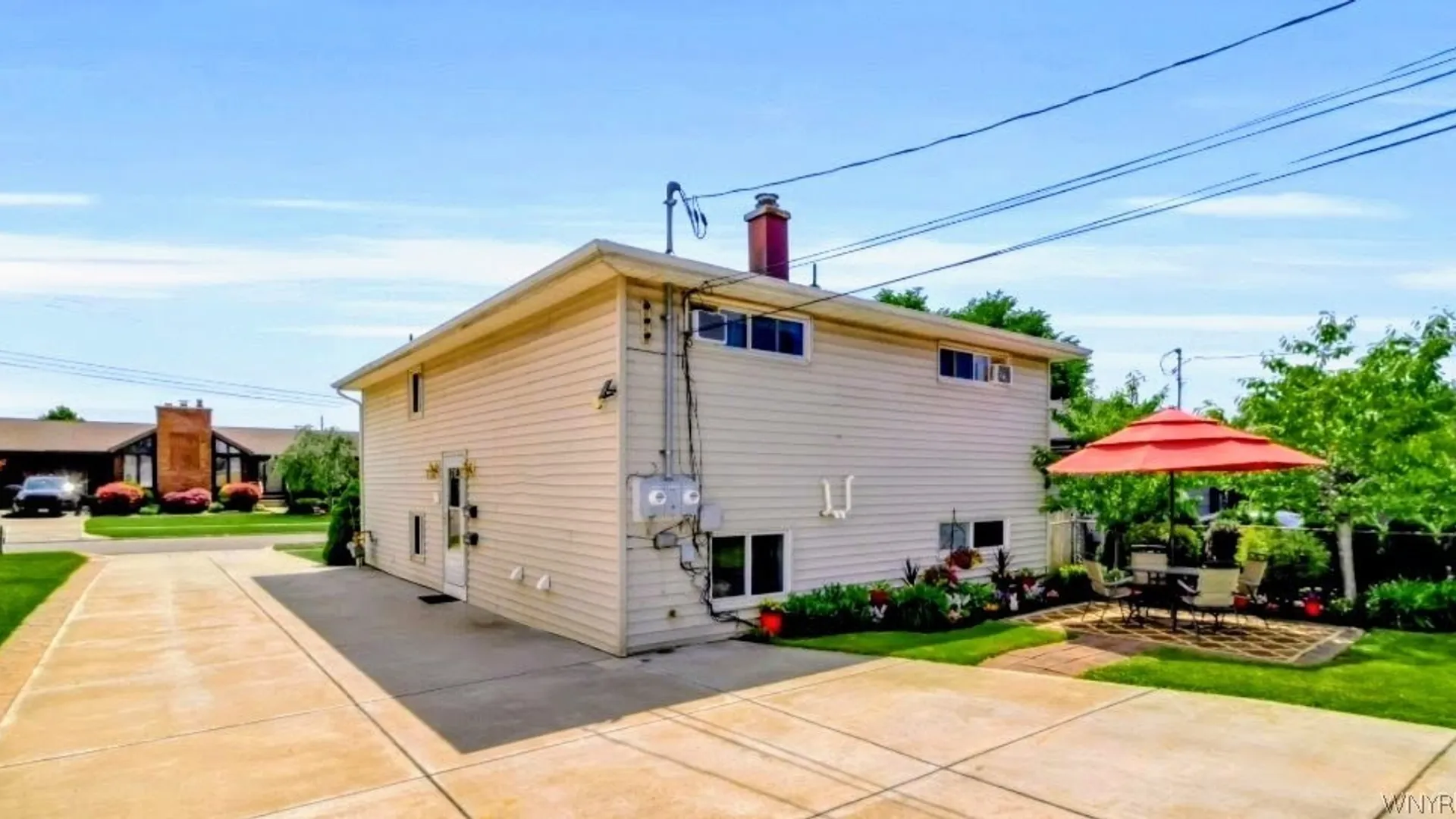 Property at 288 Meadowlawn Road, Cheektowaga, NY 14225 4