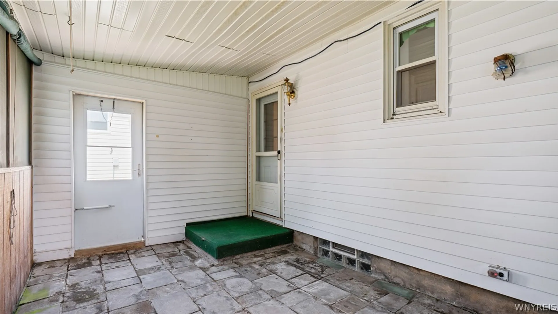 Property at 156 Two Mile Creek Road, Tonawanda, NY 14150 17
