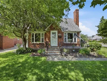 Property at 790 Cleveland Drive, Cheektowaga, NY 14225