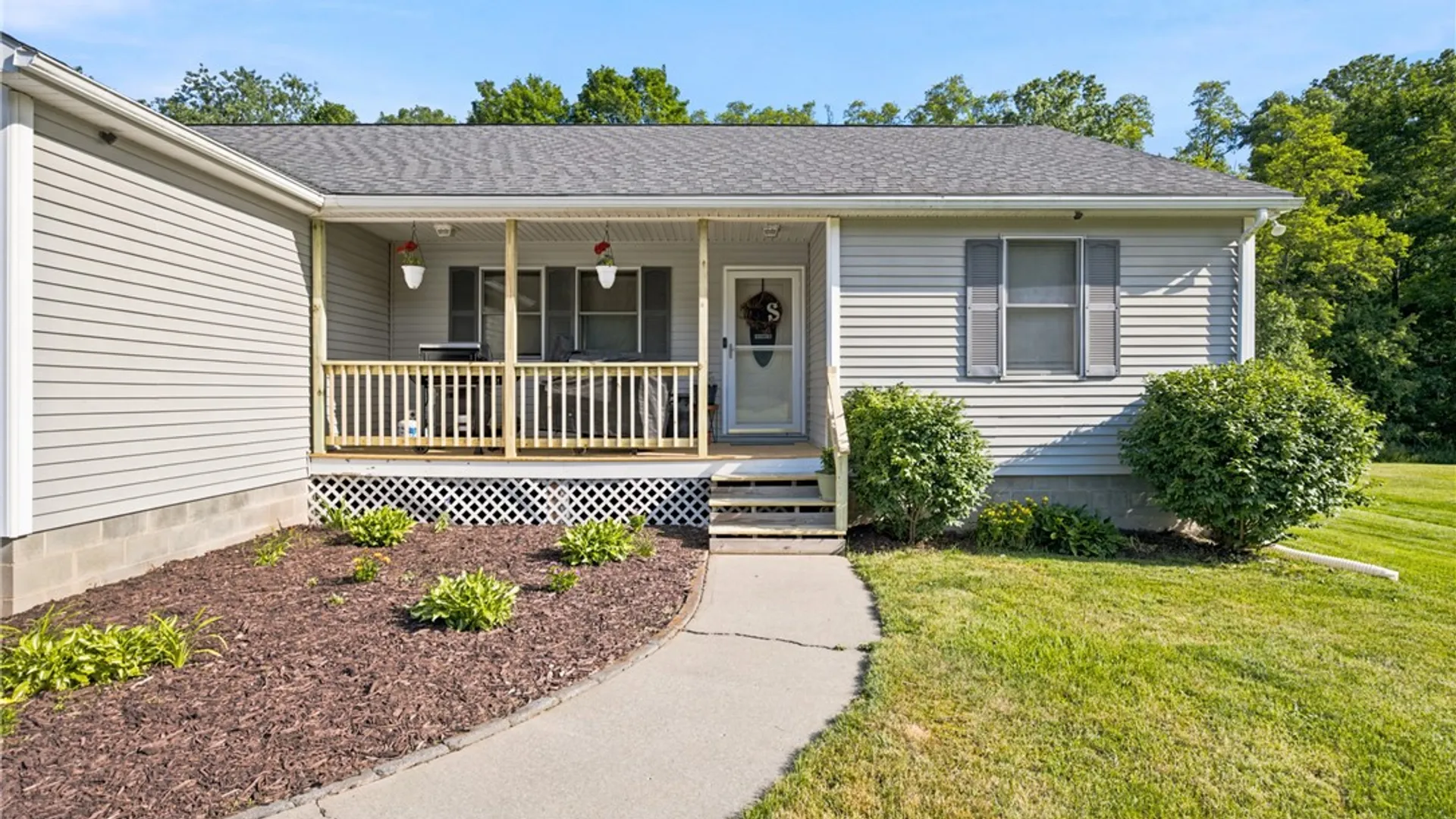 Property at 6031 Daniels Road, Bath, NY 14810 2
