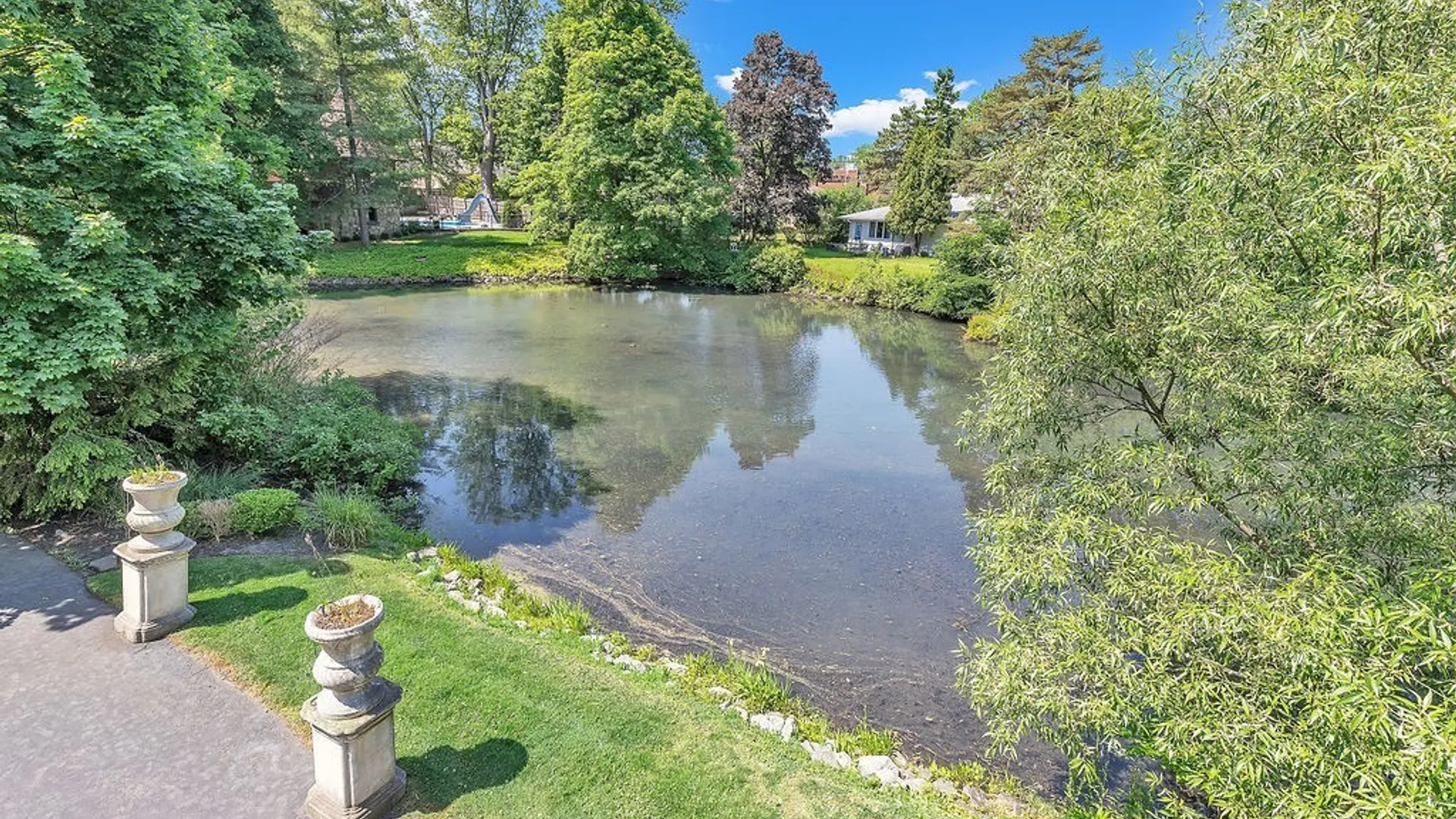 Property at 72 N Long Street, Amherst, NY 14221 42