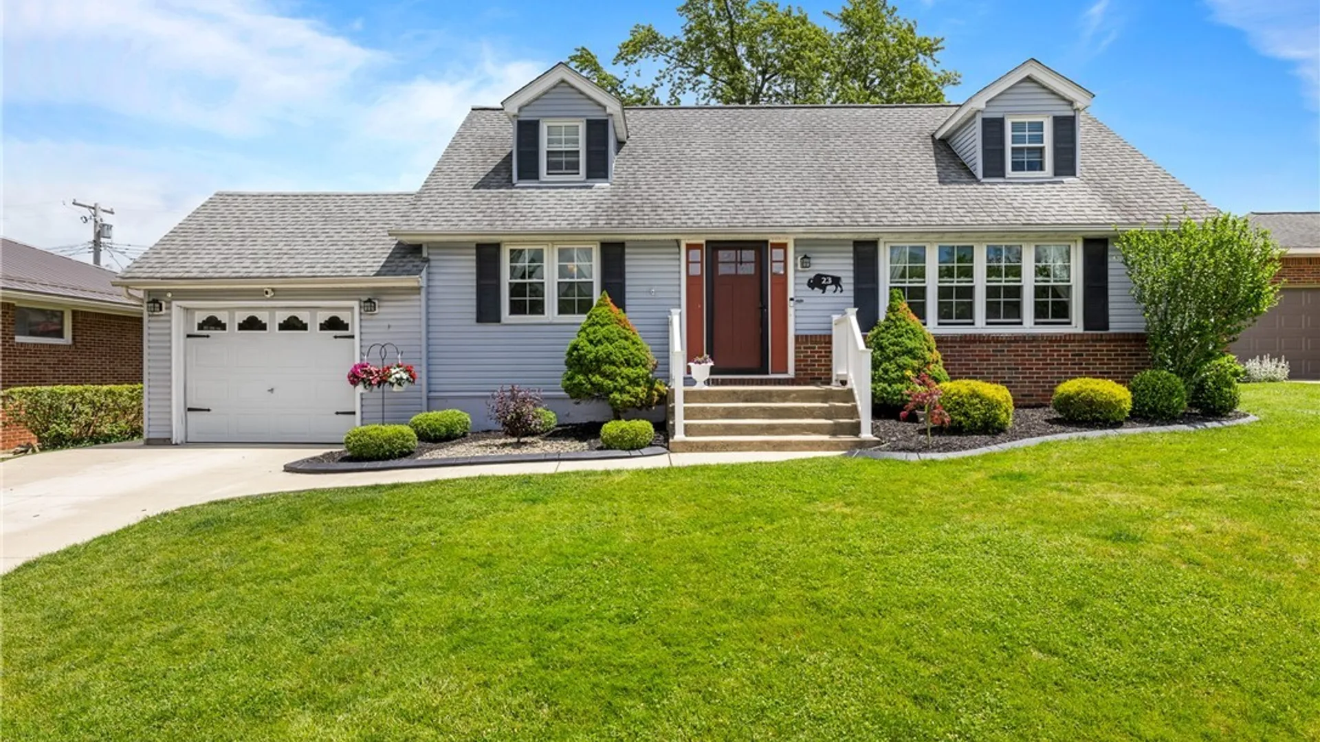 Property at 23 Greenbranch Road, West Seneca, NY 14224 4